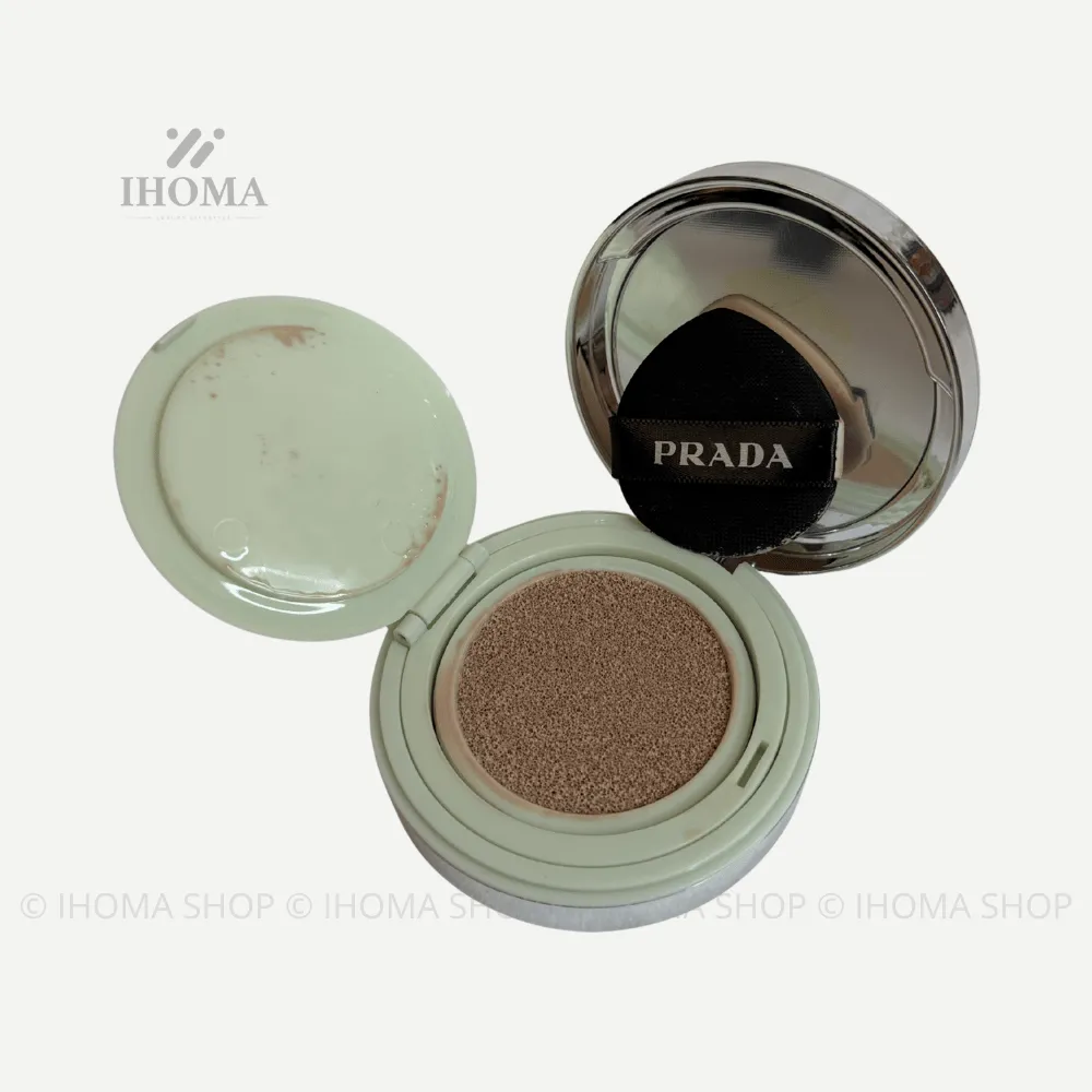 كريم أساس Prada للوجه - صورة إضافية 1.webp