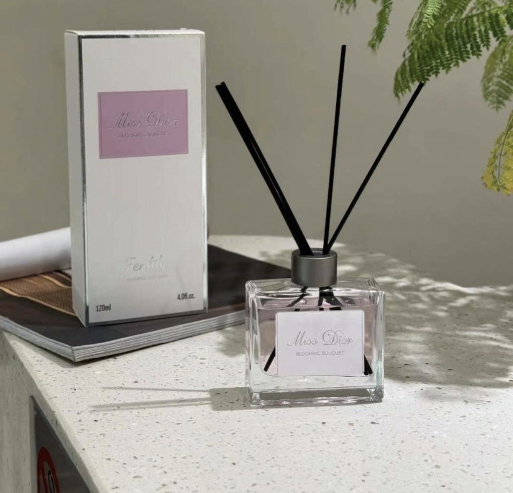 فواحة عطر مس ديور